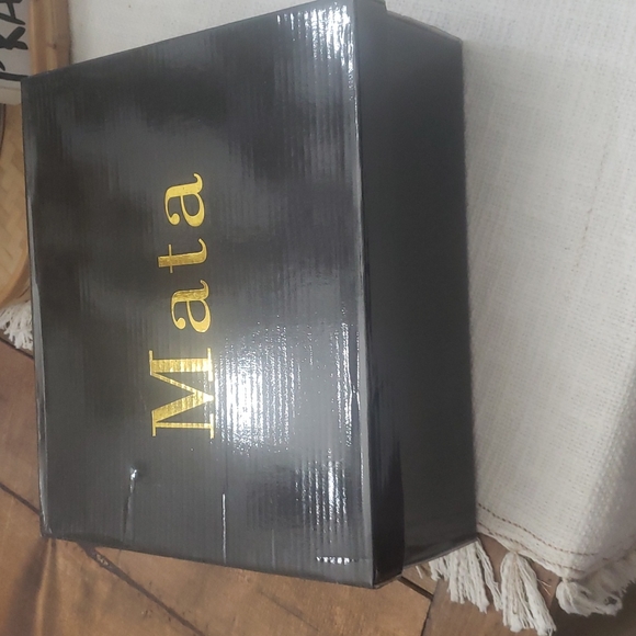 New In Box -Snakeskin Wedge - Picture 2 of 8